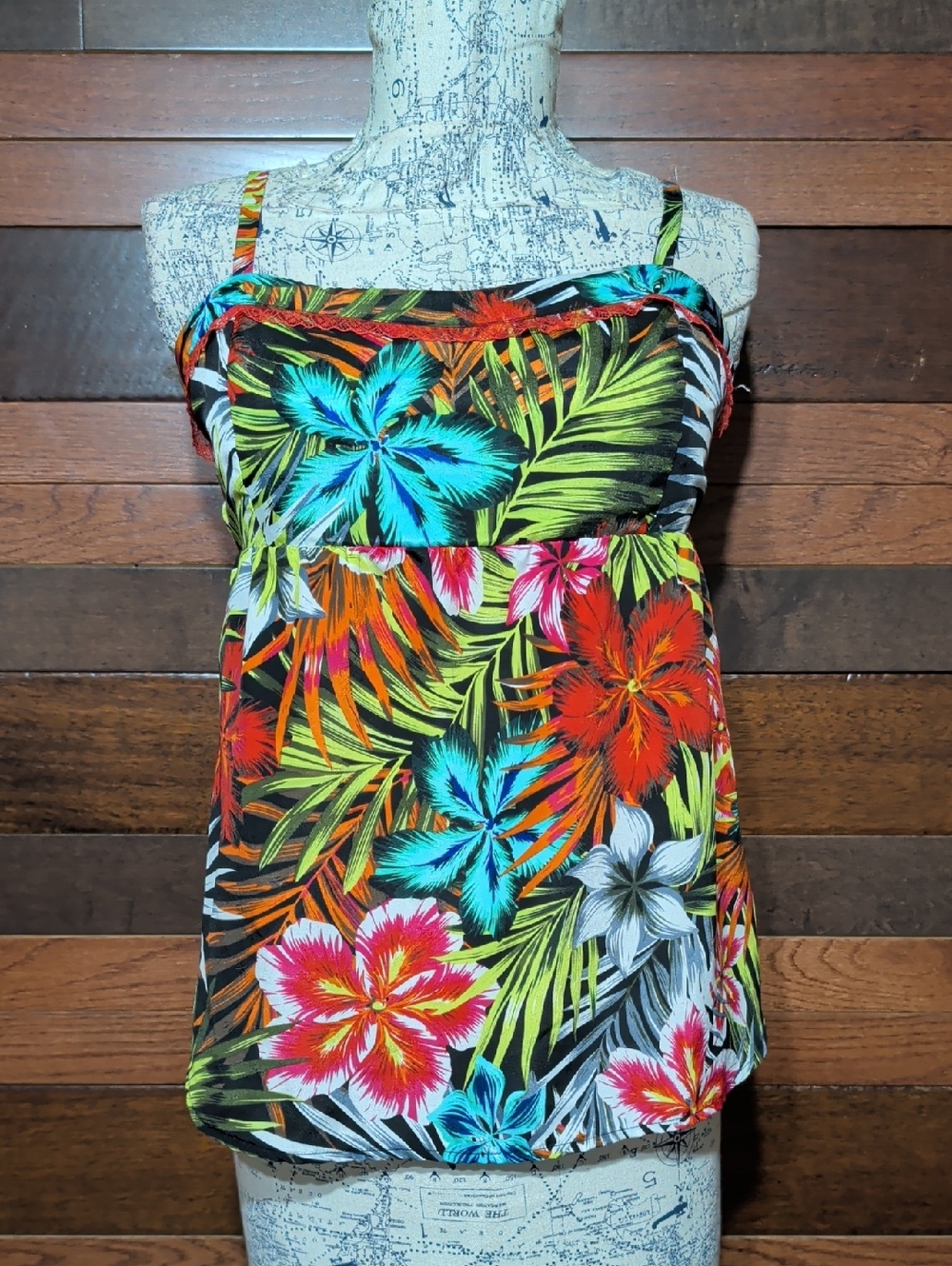 Love To Be Loved Tropical Floral Spaghetti-Strap Tank Top - Multicolor